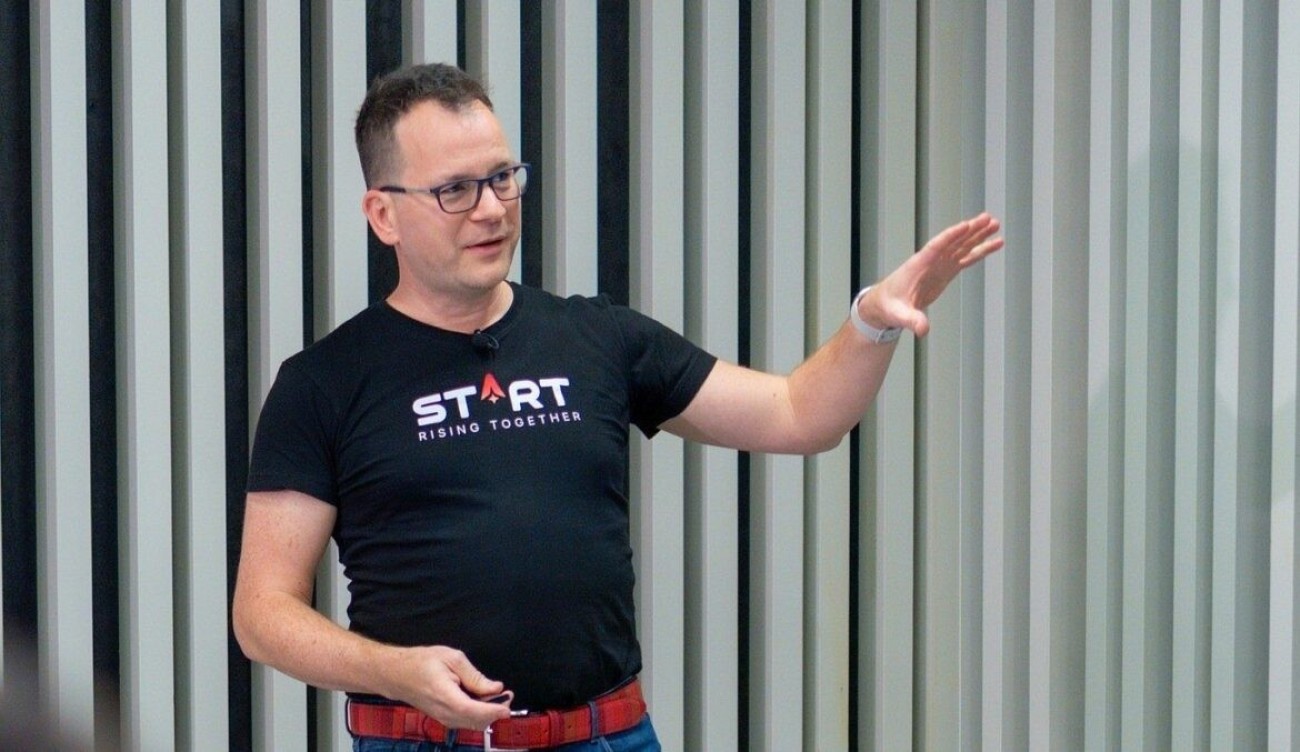 Kétéves intenzív képzést és befektetést is ad a STRT új programja