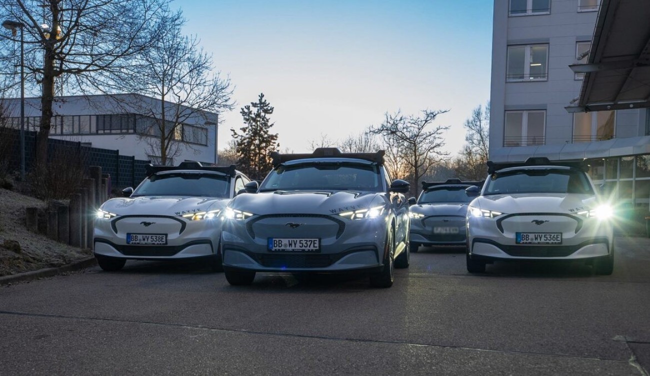 Japánban terjeszkedik az önvezető autórendszerek unikornisa, a Wayve