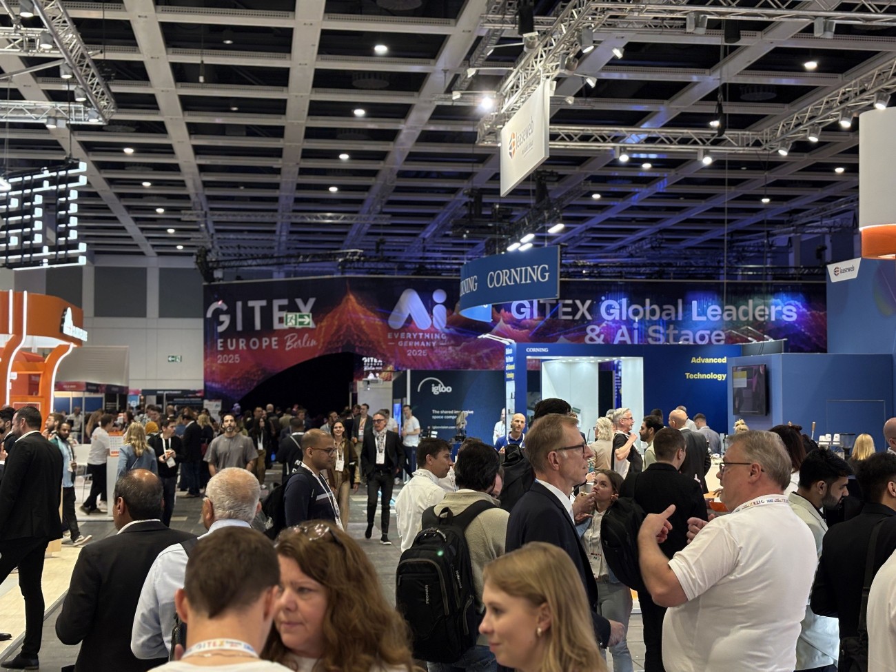 Egy egész termet megtöltöttek a startupok a GITEX EUROPE-on – ilyen volt a berlini technológiai expó első napja